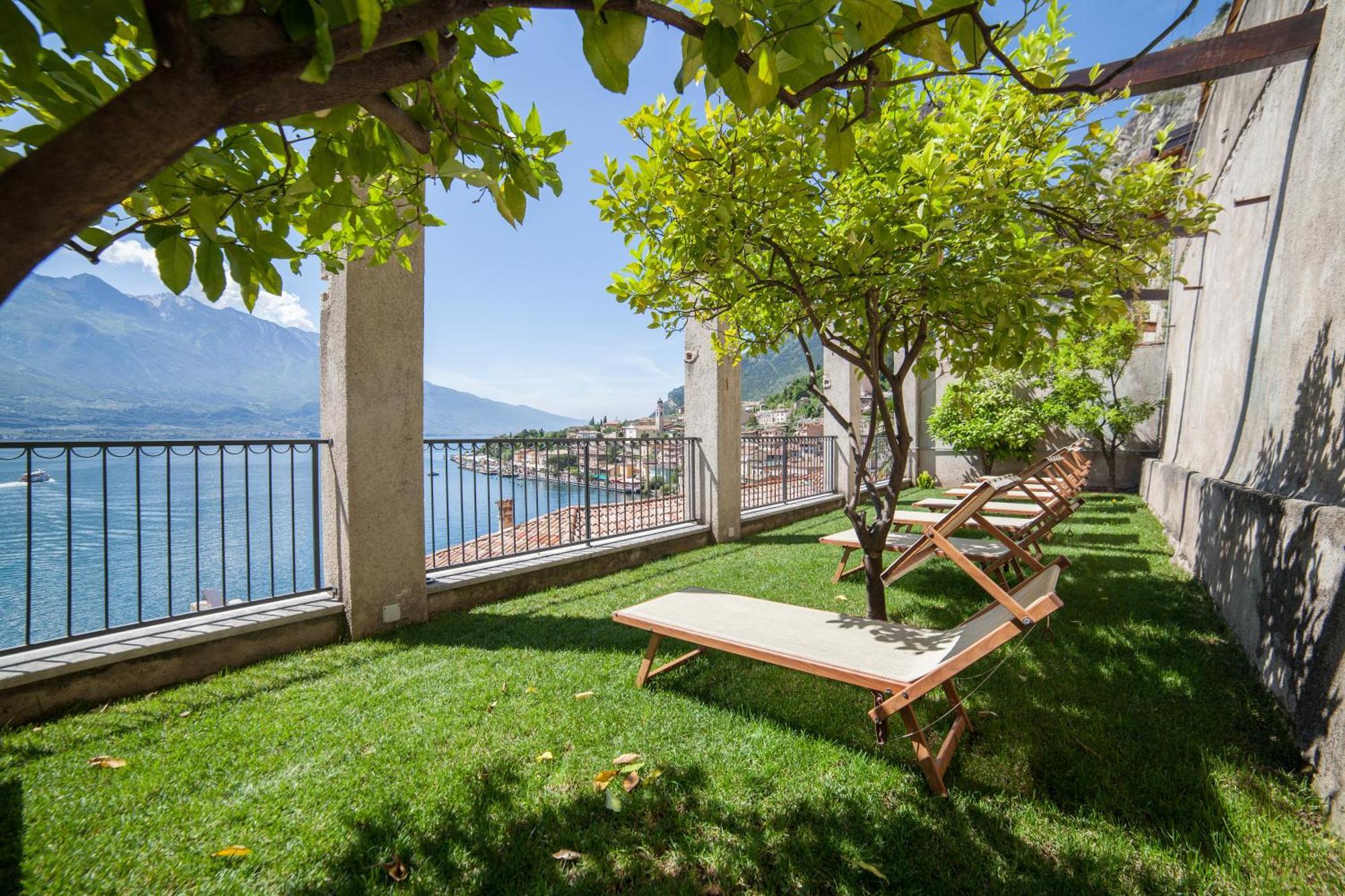 Hotel Splendid Palace Limone sul Garda Exterior foto